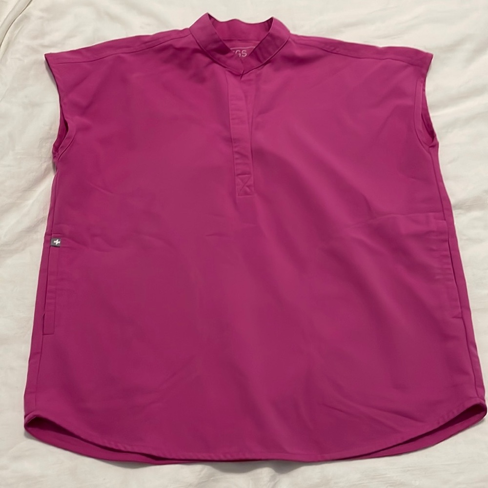 FIGS rafaela scrub top in XXS, color Electric Orchid